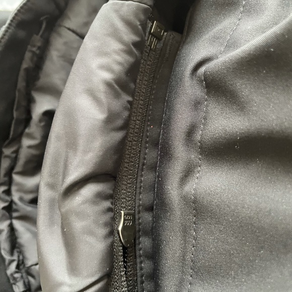The North Face Women’s Black Jacket size Small - Picture 5 of 7